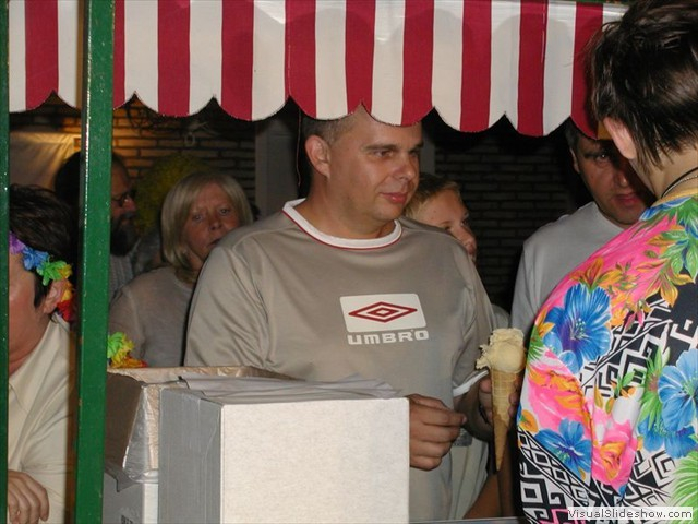 2004bbq 05