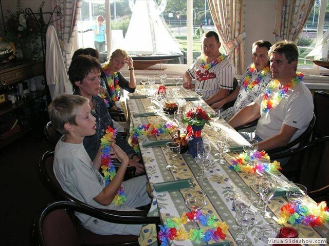 2004bbq 37