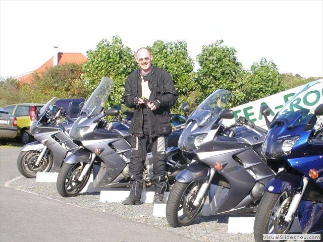 2004bbq 76