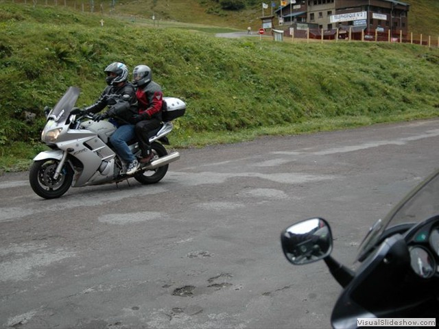 2004cr 105