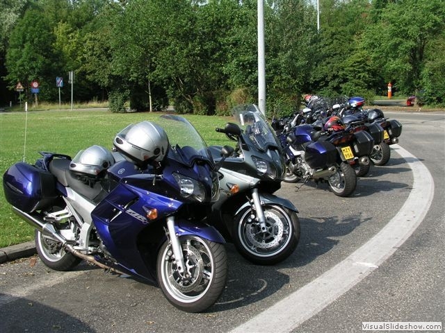 2004er2 09