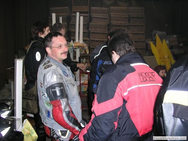 2004nr 09