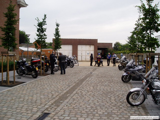 2008ar 015
