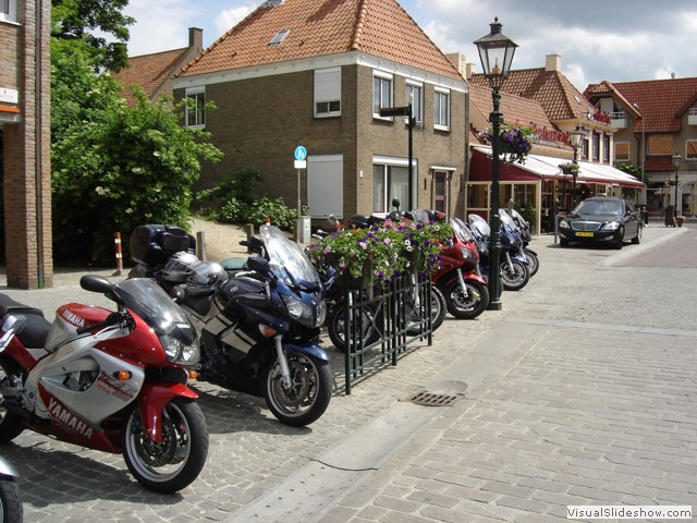 2008lr 061