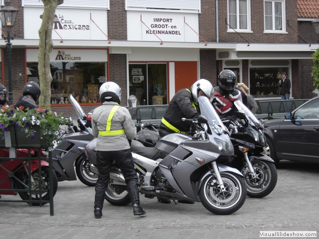 2008lr 066