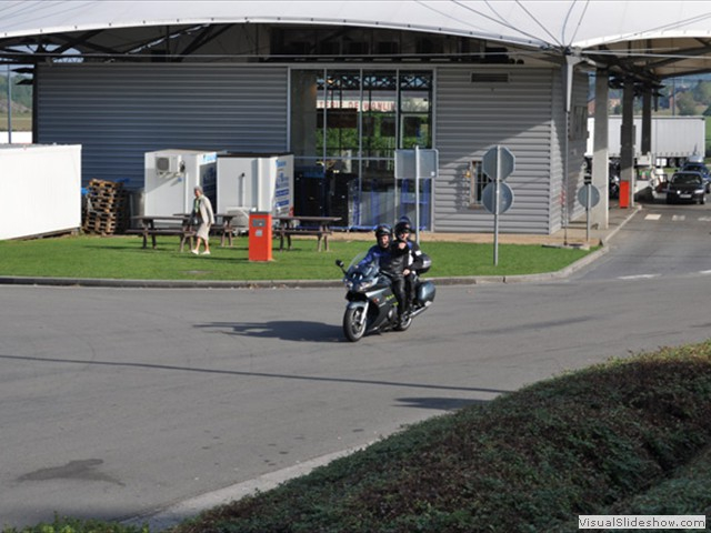 2011zr 08