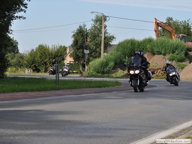 2012ar 018