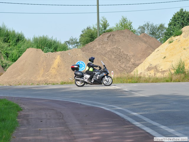 2012ar 023