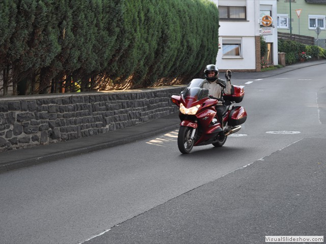 2012cr 329
