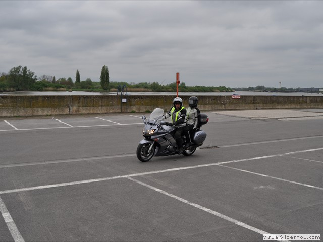 2012lr 048